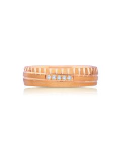 Luxe Spark Gold Band Ring